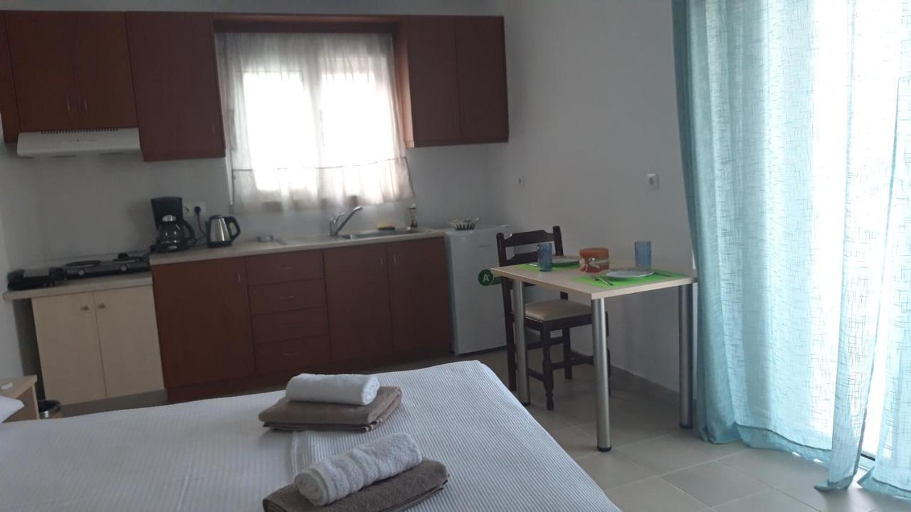 Villa Tzortzaki - Dias Tertsa Екстер'єр фото